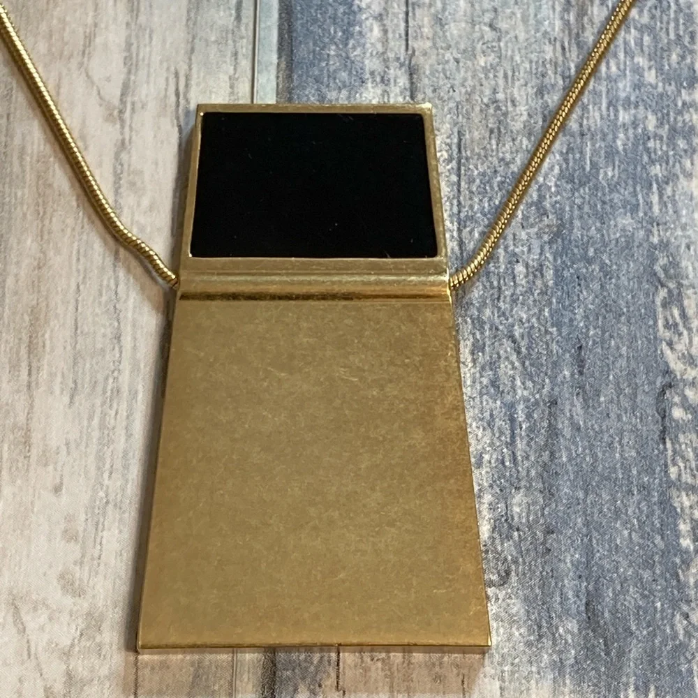 MadeWell Pendant Gold Tone Necklace Black Enamel Long 34" NWT - Picture 2 of 8